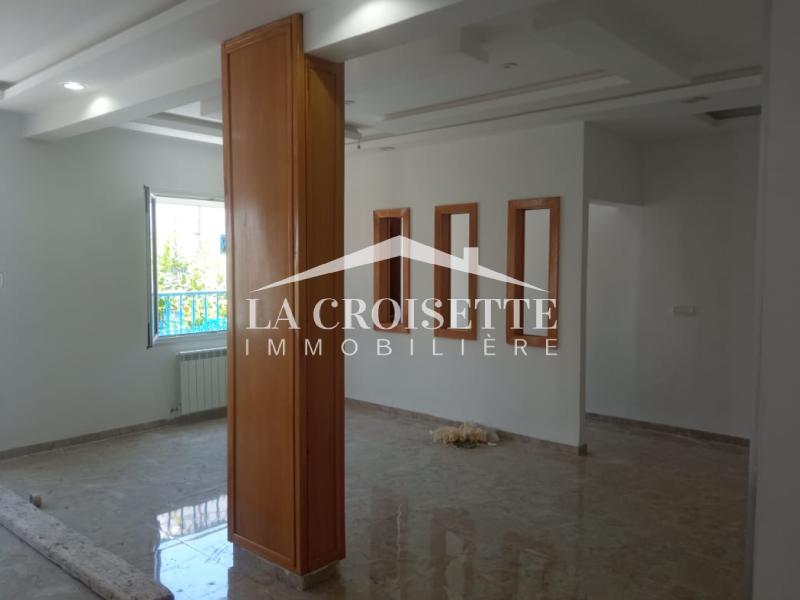 Triplex S+3 avec terrasse à Sidi Bou Saïd